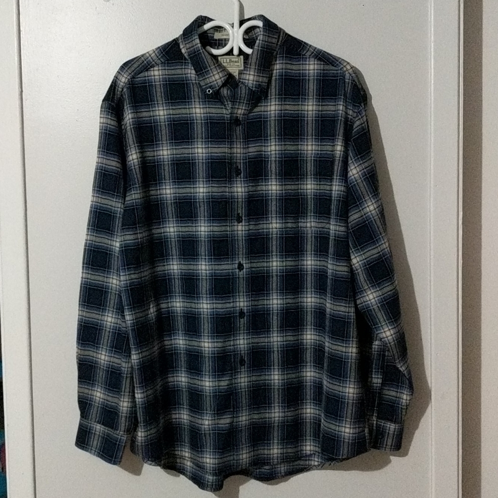 **WANTED - NOT FOR SALE**  L.L.Bean Men's Plaid Flannel Shirt Traditional Fit